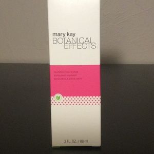 Mary Kay Botanical Effects invigorating scrub NEW